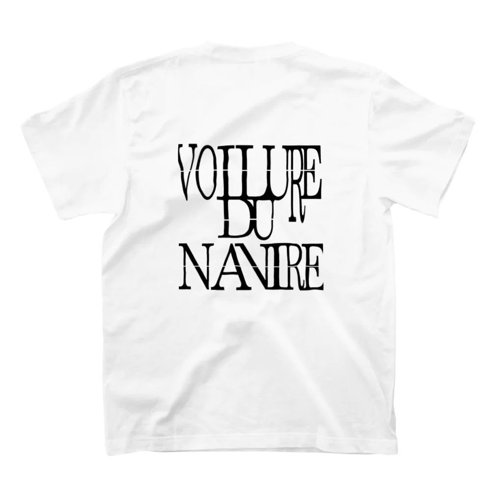 近畿×鷹のvoilure du navire Regular Fit T-Shirtの裏面