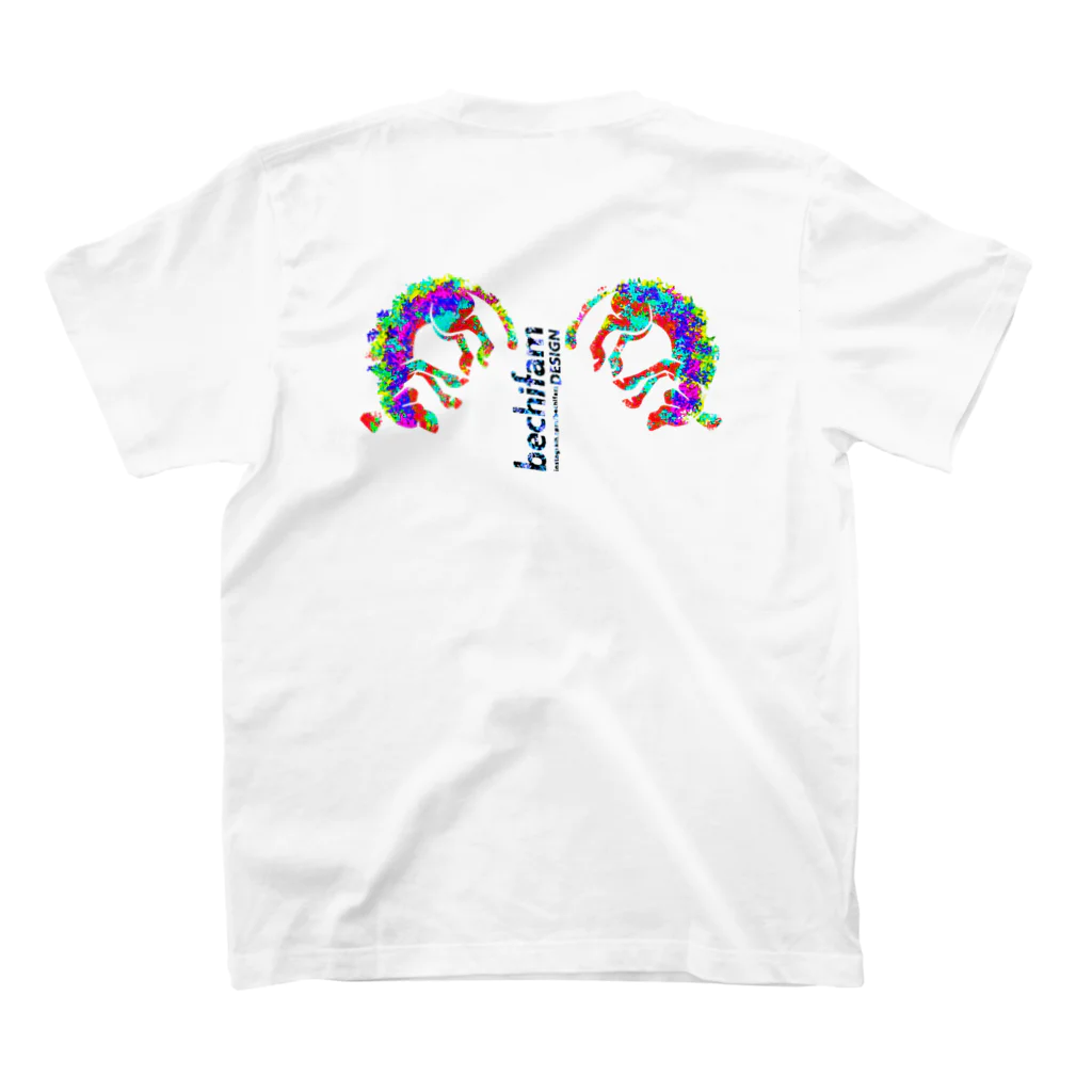 bechifam SHOPのbechifam DESIGN 【angel wings】 Regular Fit T-Shirtの裏面