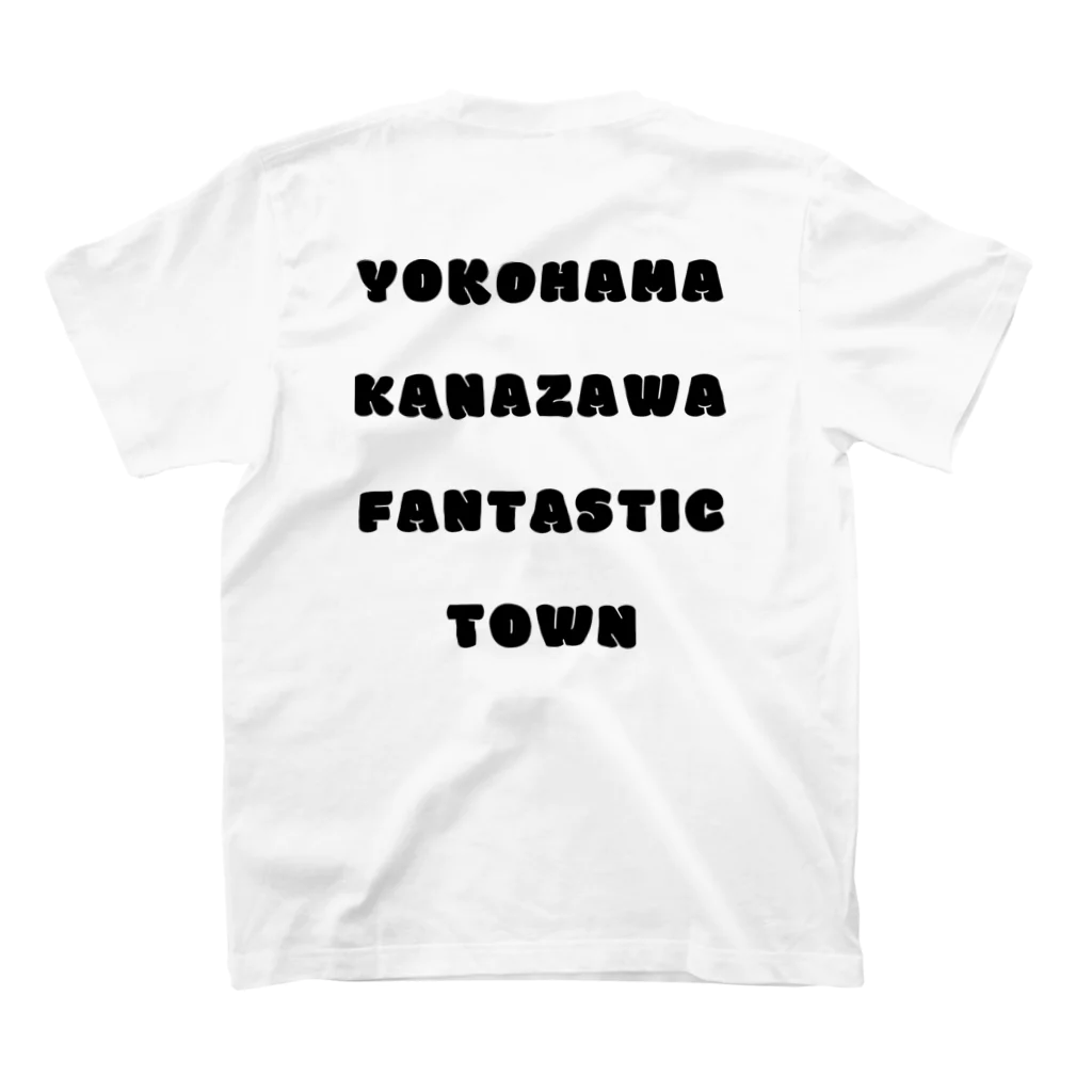 横浜市金沢区の地域活動家　ツンのYOKOHAMA KANAZAWA FANTASTIC TOWN（白） Regular Fit T-Shirtの裏面