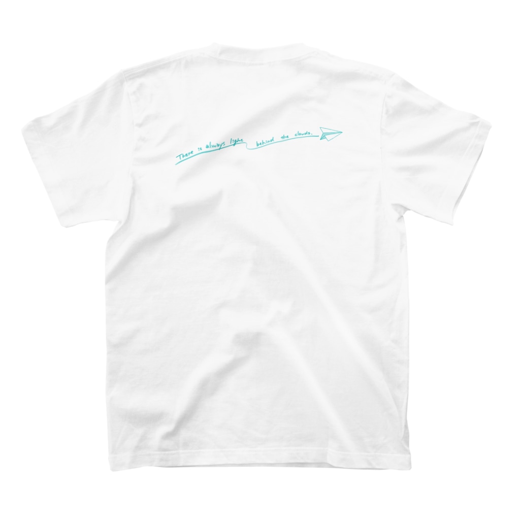 m_matsurikaの紙飛行機 Regular Fit T-Shirtの裏面