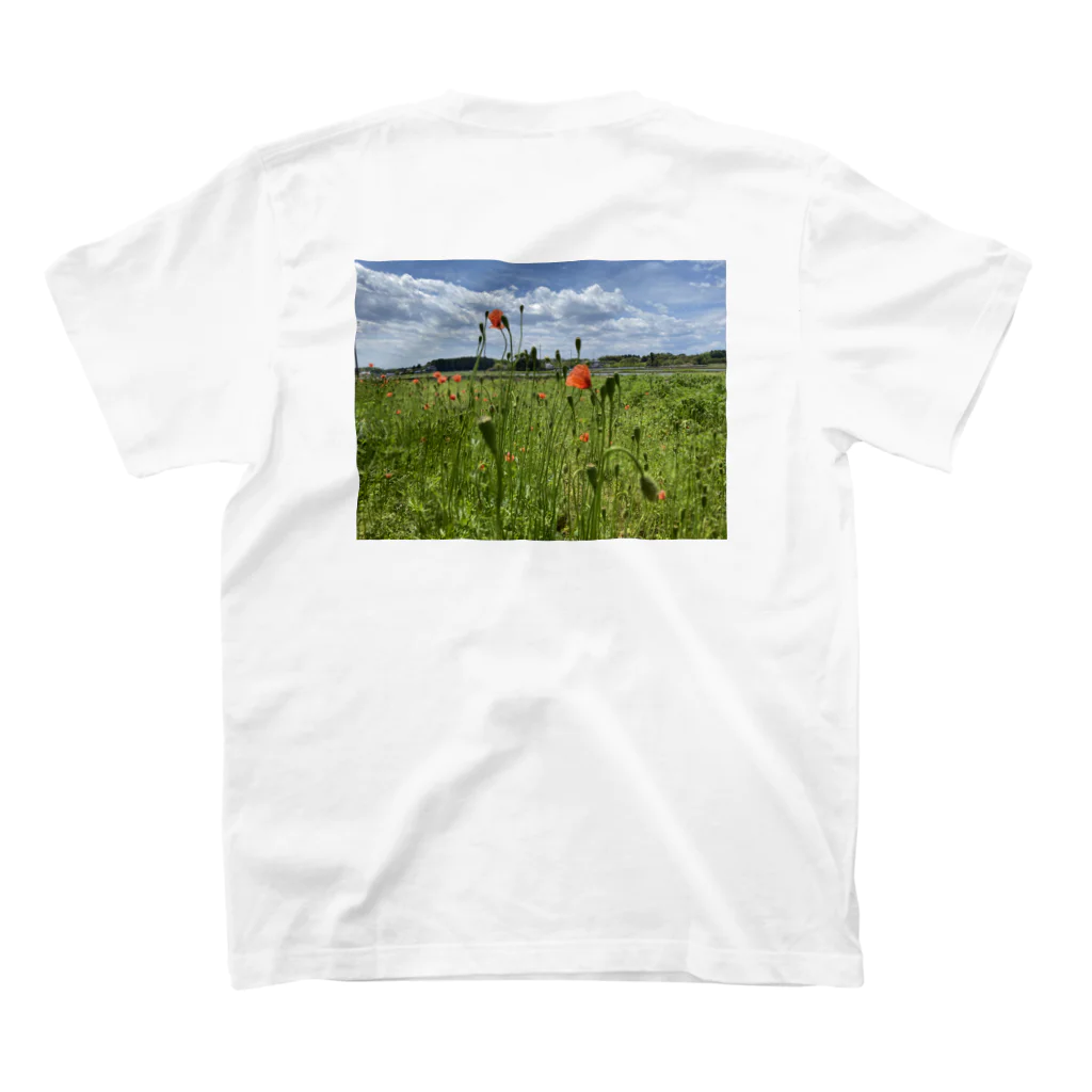 masaviのポピーと田んぼ 田舎の風景 スタンダードTシャツの裏面