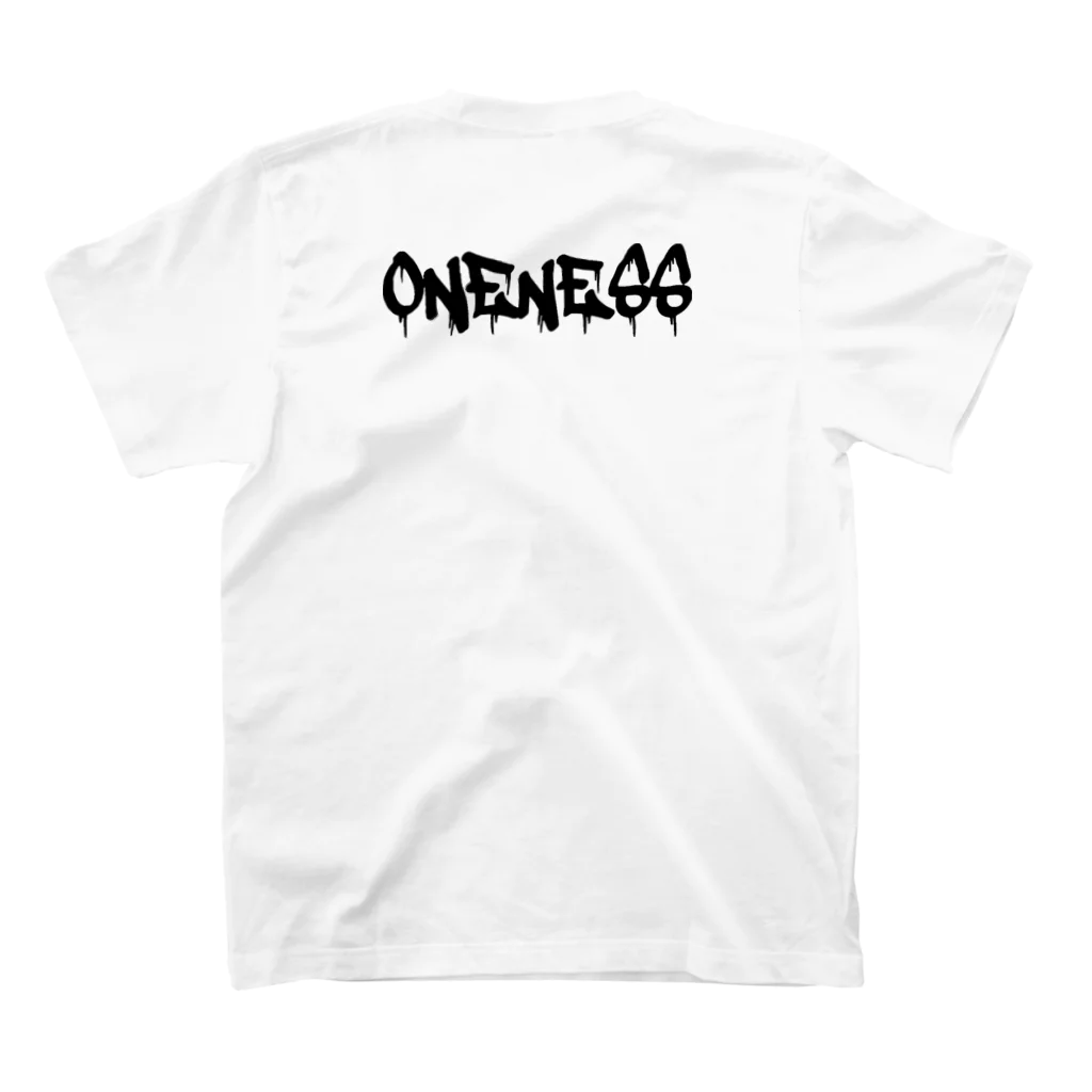 ONENESSのHeartless Regular Fit T-Shirtの裏面