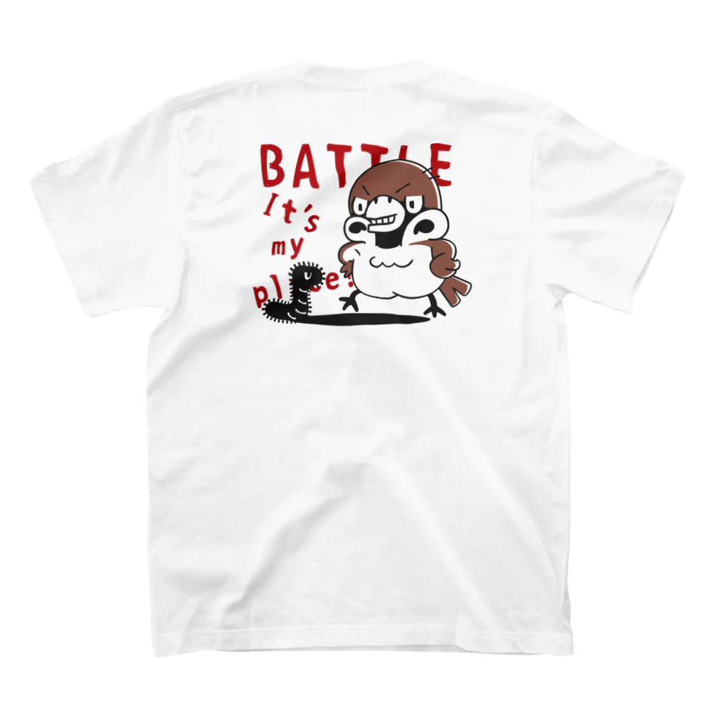 イラスト MONYAAT のバックプリント スズメがちゅん　BATTLEちゅん Regular Fit T-Shirtの裏面