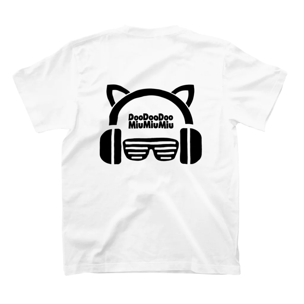 DooDooDooMiuMiuMiuのカタカナロゴ スタンダードTシャツの裏面