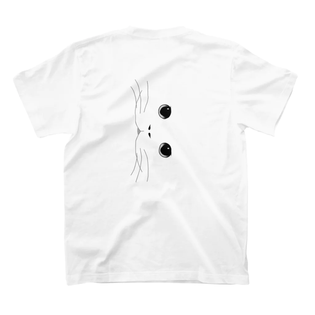 にゃんたまごのCat's eyes staring (vertical) スタンダードTシャツの裏面