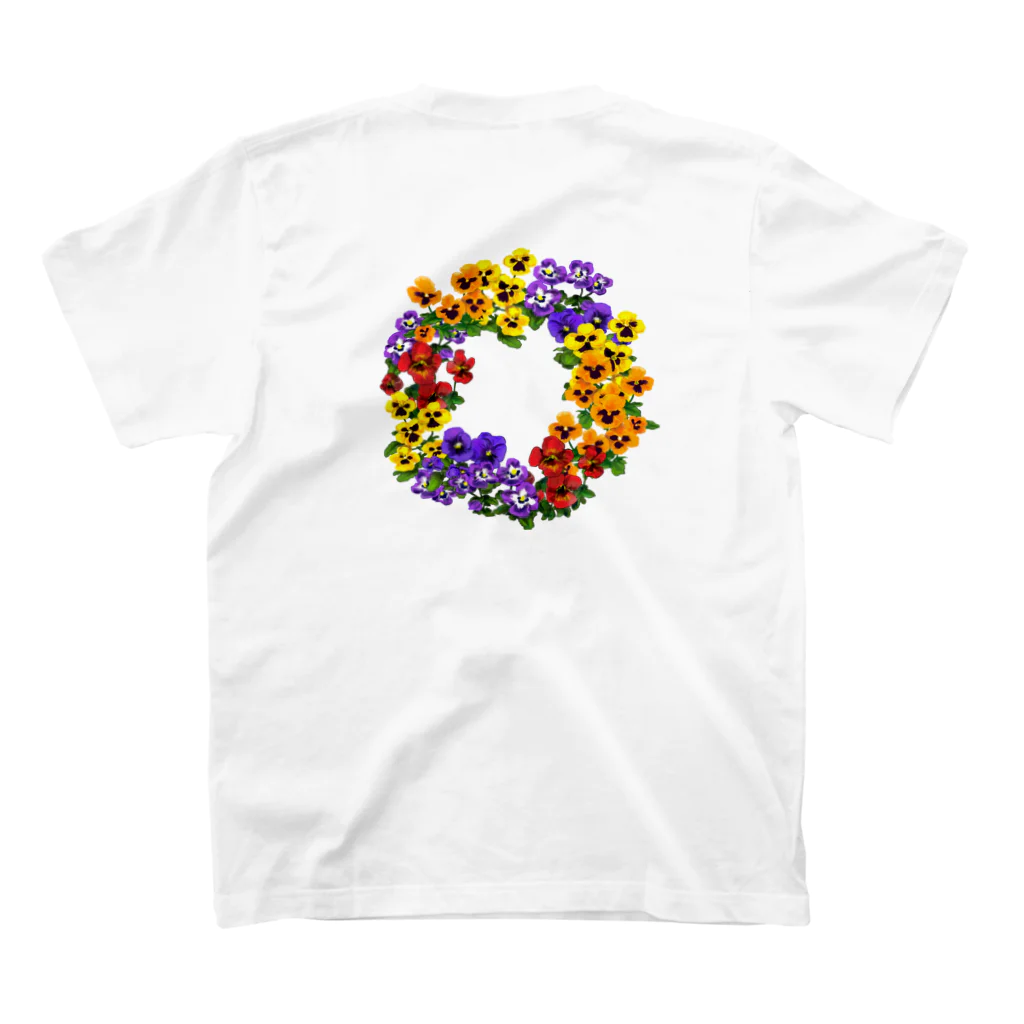 846のお店のパンジーのお花畑 Regular Fit T-Shirtの裏面