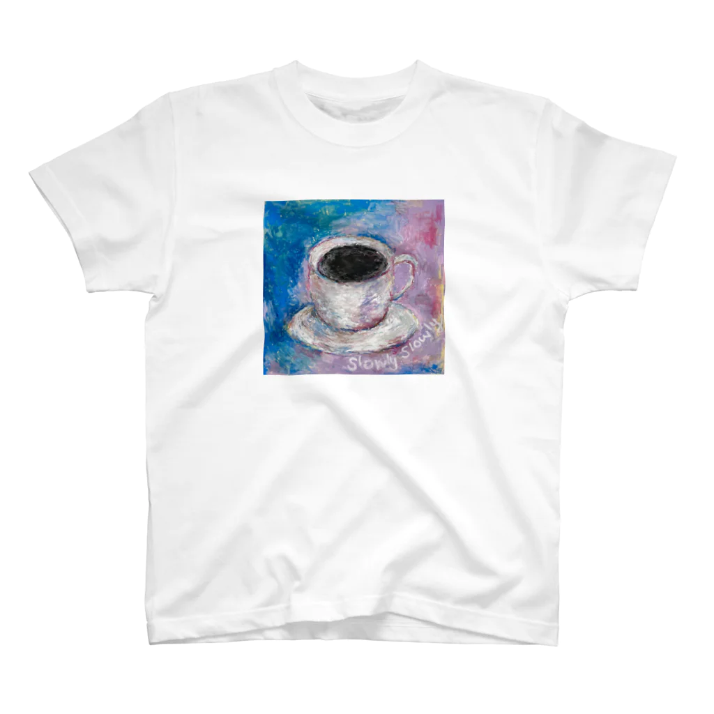 未来はいまのコーヒーという居場所 Slowly slowly スタンダードTシャツ