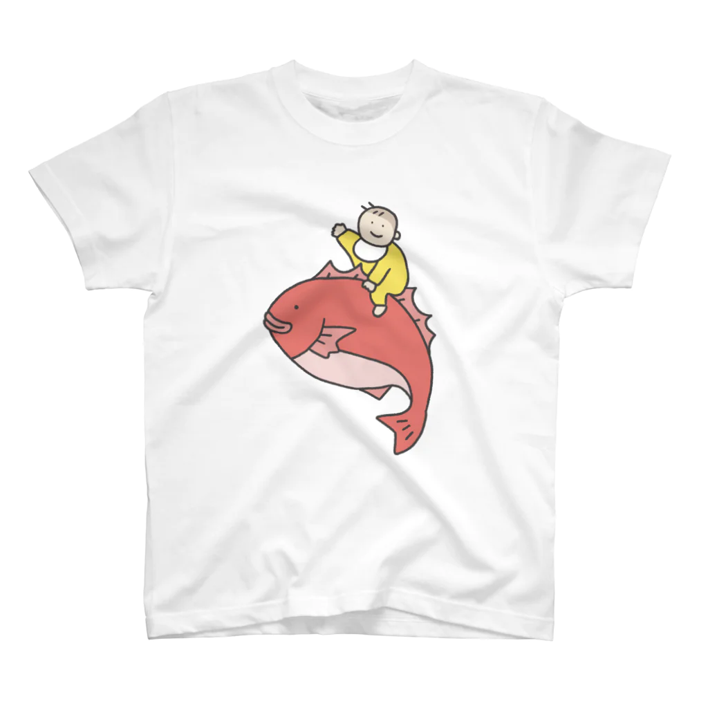 ぼんやり商会 SUZURI店のお食い初めの鯛さん ｡ｏＯ Regular Fit T-Shirt