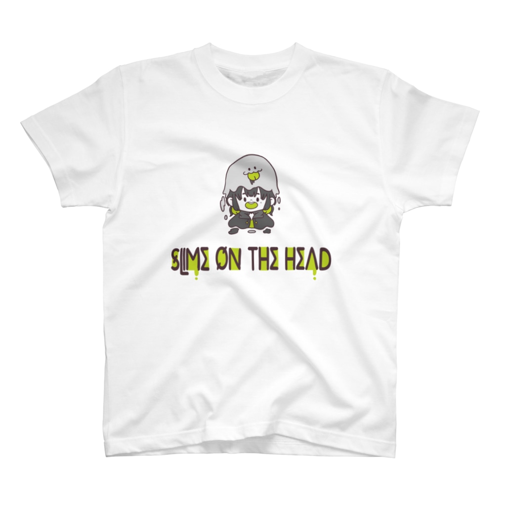 akoca.(アコカ)のslime on the head Regular Fit T-Shirt