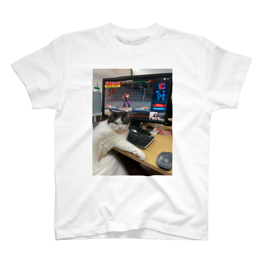 ぎょうざの格ゲーマー猫 Regular Fit T-Shirt
