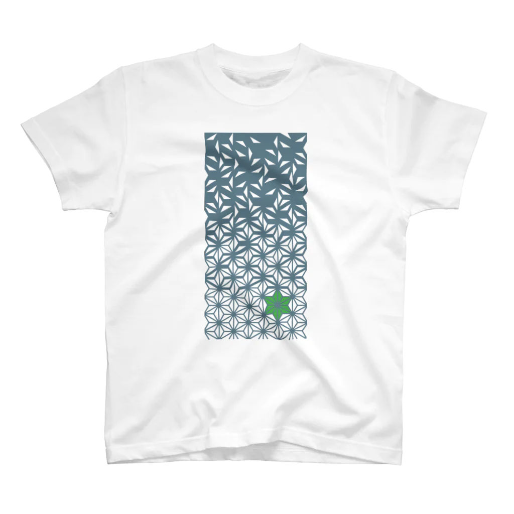 bonnylochの麻の葉White_@LightGreen Regular Fit T-Shirt