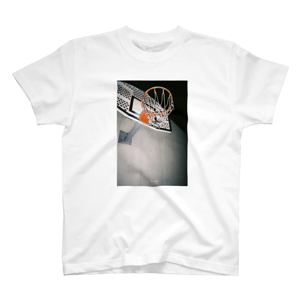 KIOSK in living. のbasketball Regular Fit T-Shirt