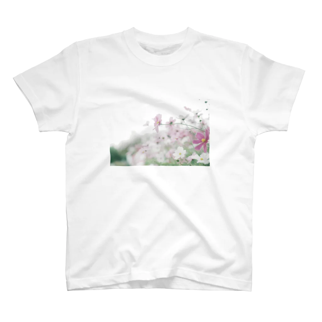 eritonunoの秋桜 Regular Fit T-Shirt
