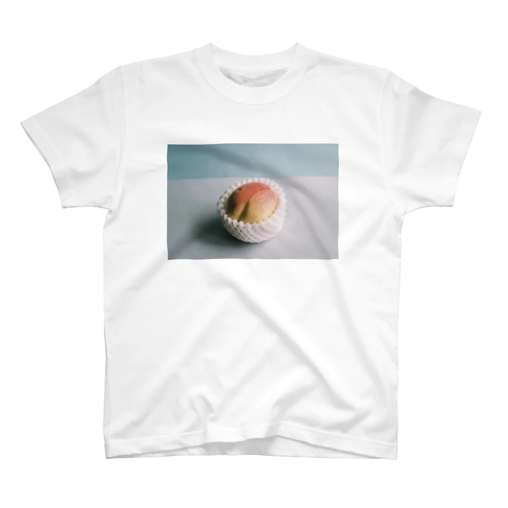 ubatamanoyumeのPeach Regular Fit T-Shirt