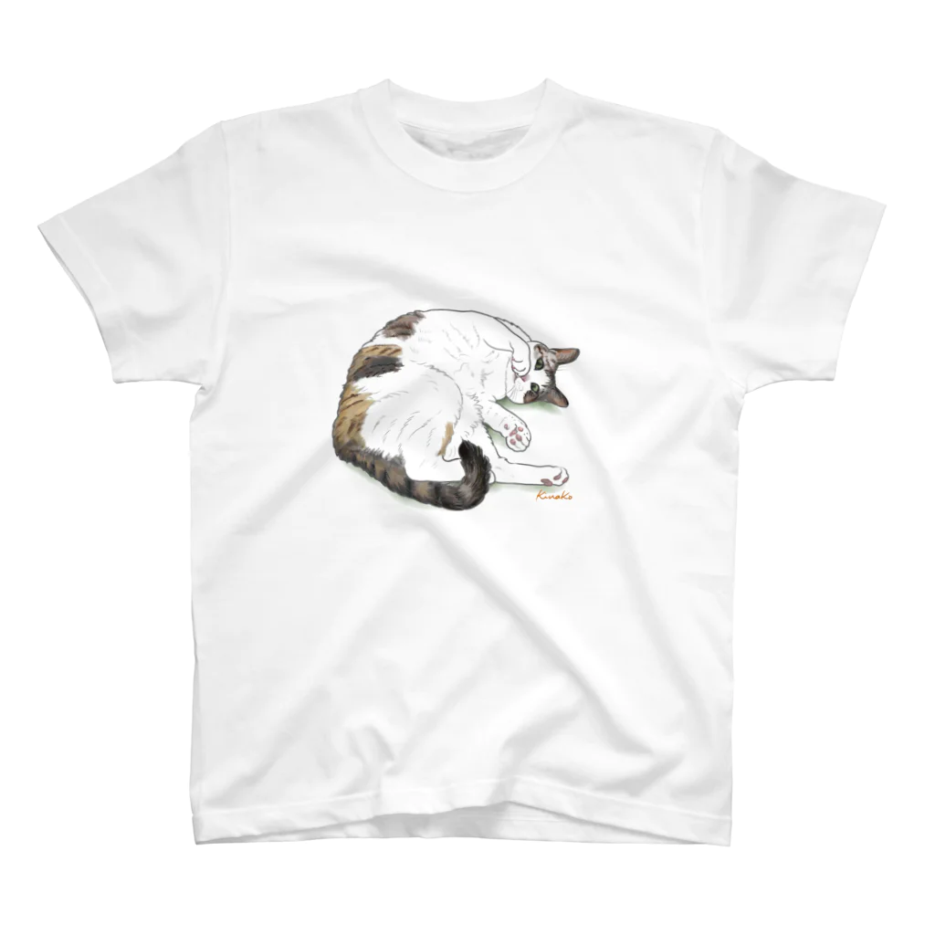 kinako-japanの三毛猫　ノースさん スタンダードTシャツ