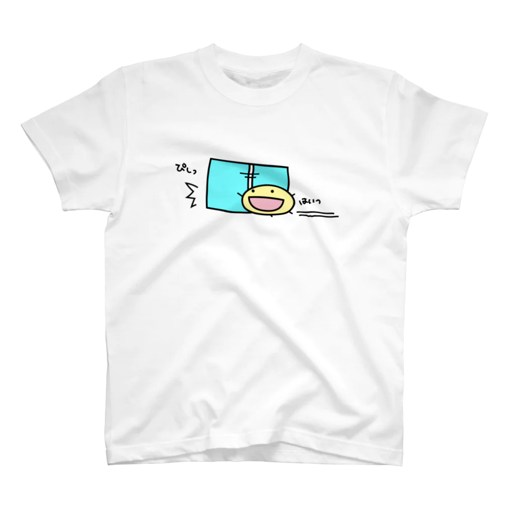 もふもふのまどをしめましょう スタンダードTシャツ