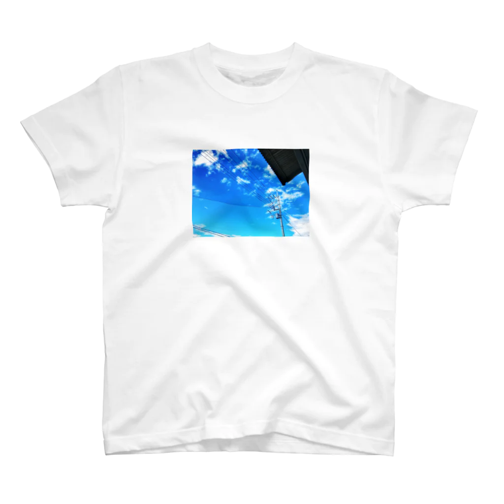 jimaの雨上がり空 Regular Fit T-Shirt