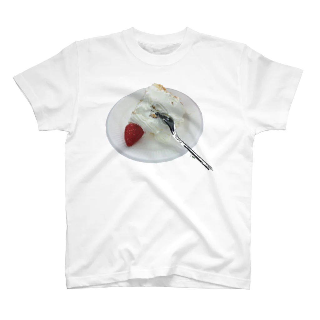 maroyakafruitの個人輸入屋さんのいちごのショートケーキ Regular Fit T-Shirt