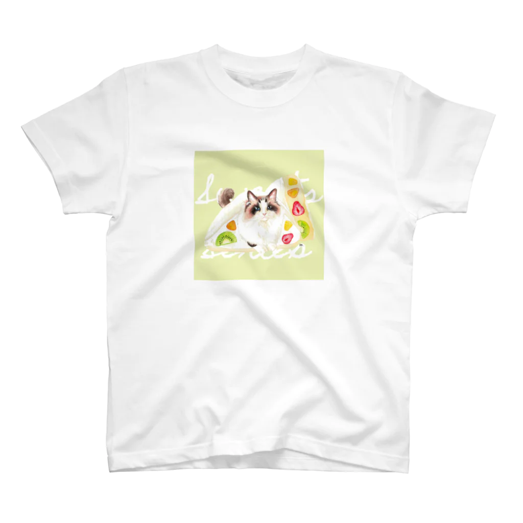 m.うちの子イラストのレオちゃん✳︎sweets series Regular Fit T-Shirt