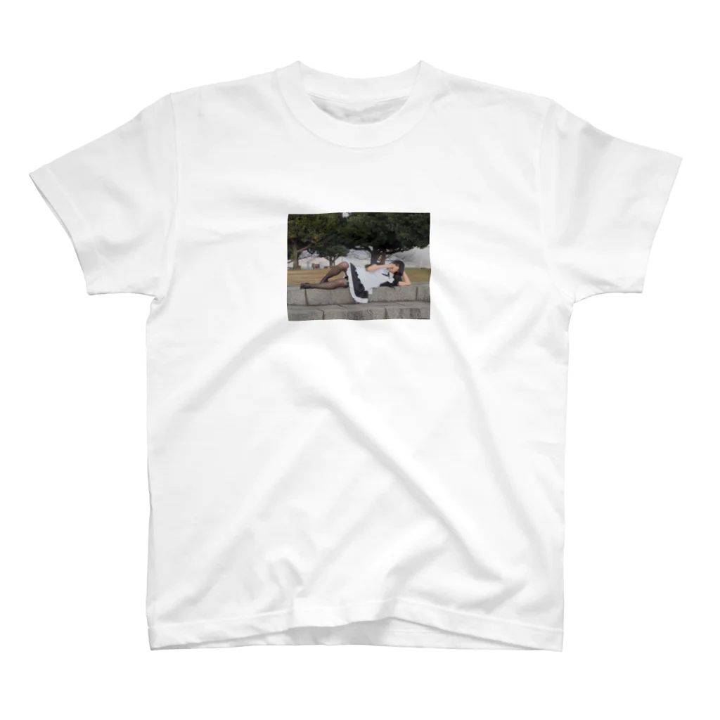 ねこねこまうまうのだらだらメイド Regular Fit T-Shirt