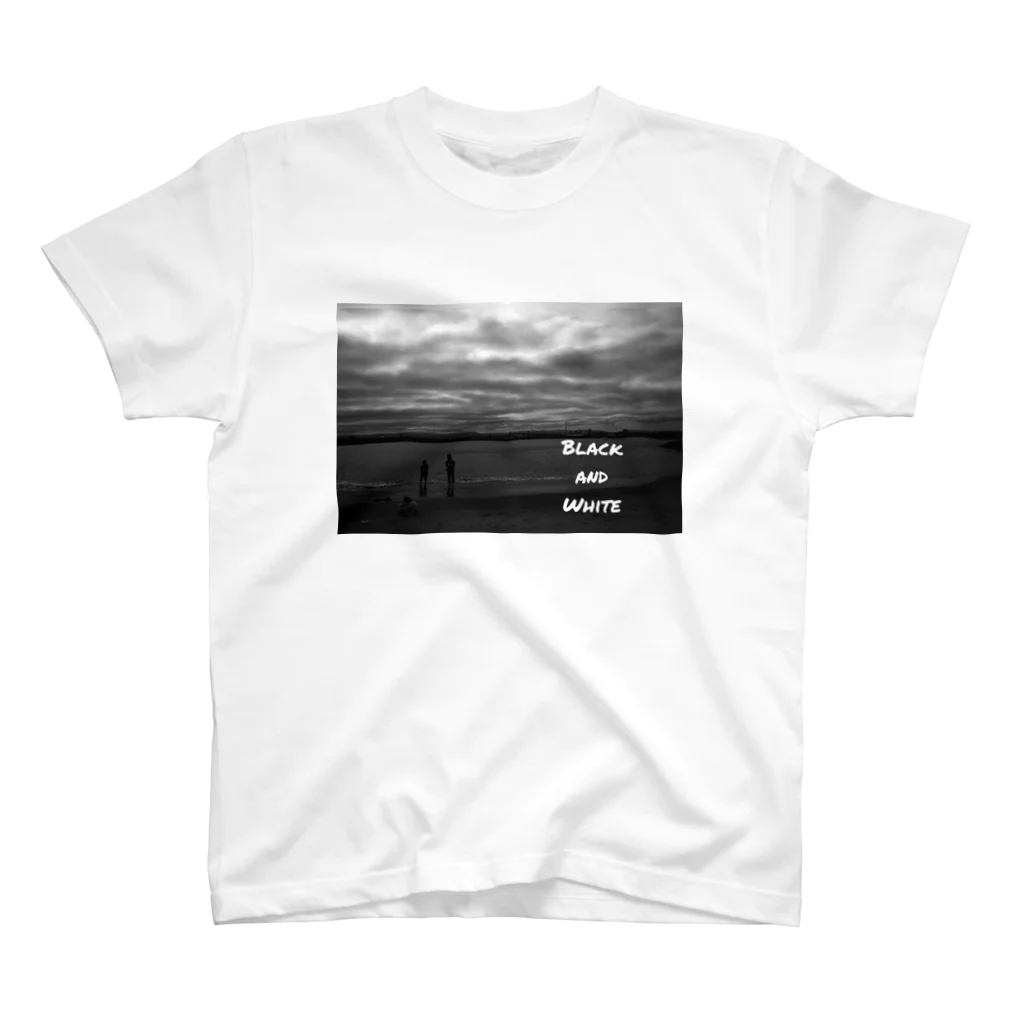 FILM CANERA FANのCloudy Sky and Ocean  Regular Fit T-Shirt