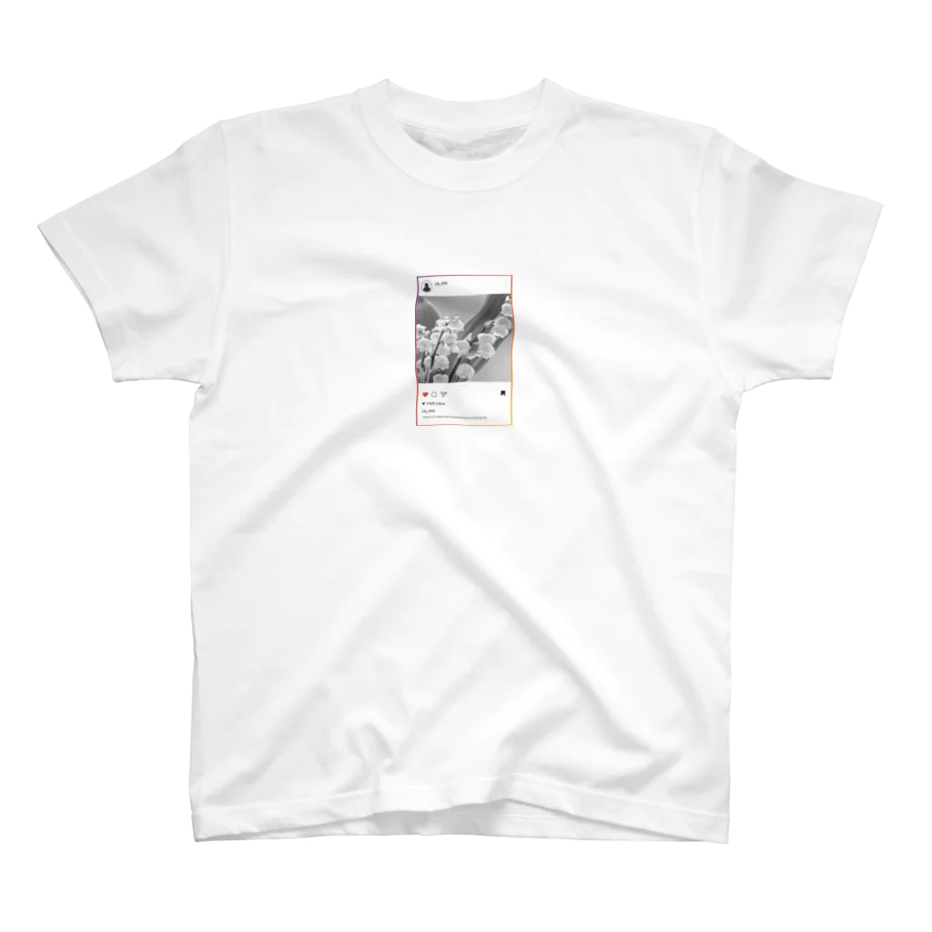 ゆきのすずらん Regular Fit T-Shirt