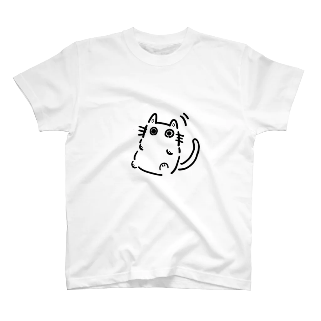 牛乳のねこちゃんのようななにか スタンダードTシャツ