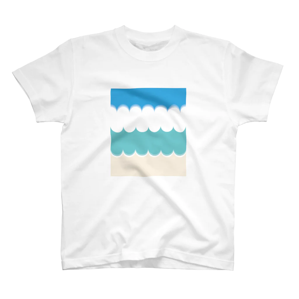 Tarchi Macharの砂浜と海と雲と空 スタンダードTシャツ