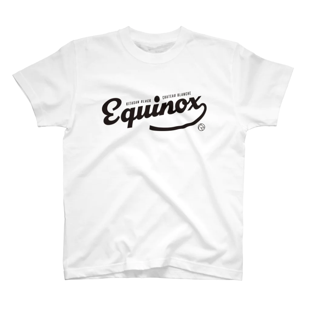 競馬おしゃれグッズ製作所のイクイノックス（タイポグラフィBLACK） Regular Fit T-Shirt