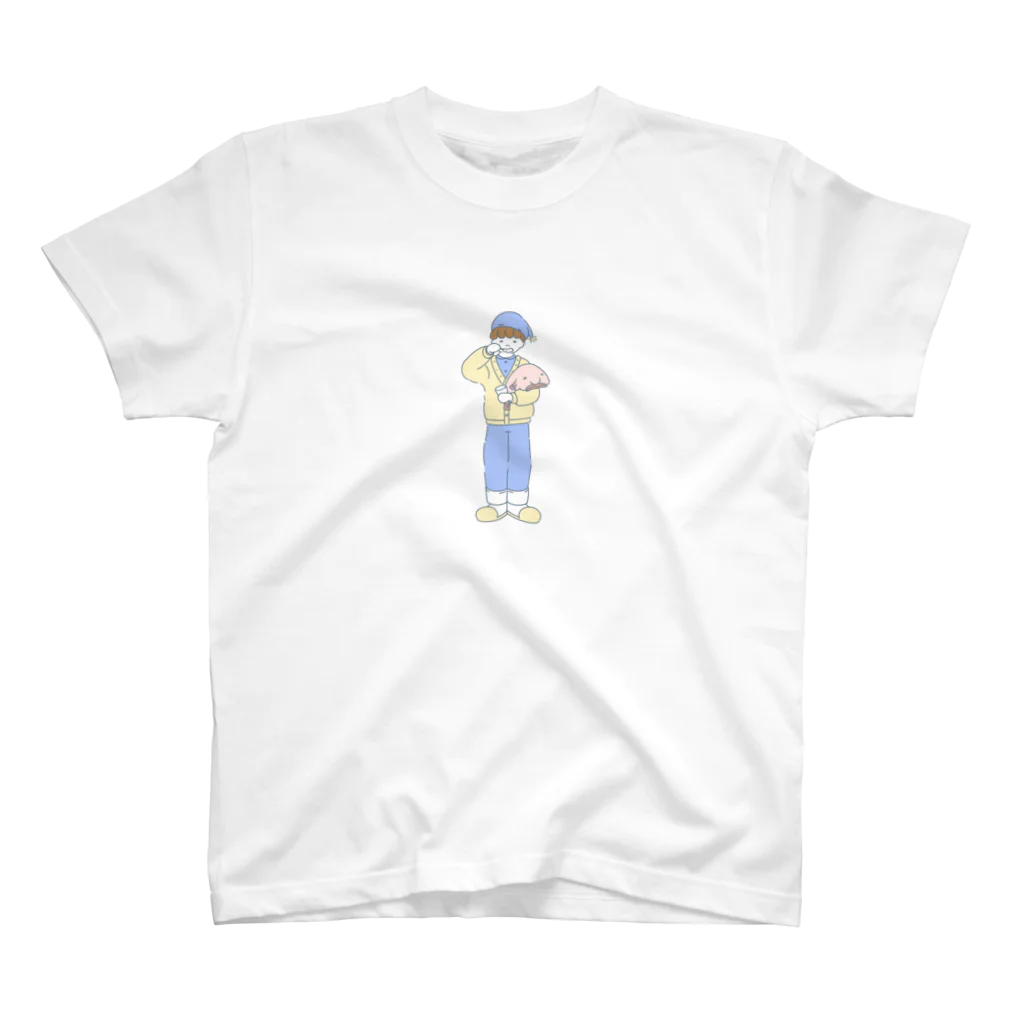 mantamanのニュウドウカジカ(夜) Regular Fit T-Shirt