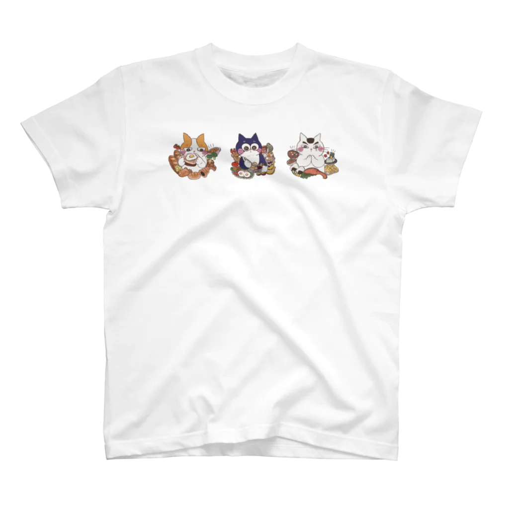 KEI_KAPI_TOMの朝ごはんを食べる猫 スタンダードTシャツ