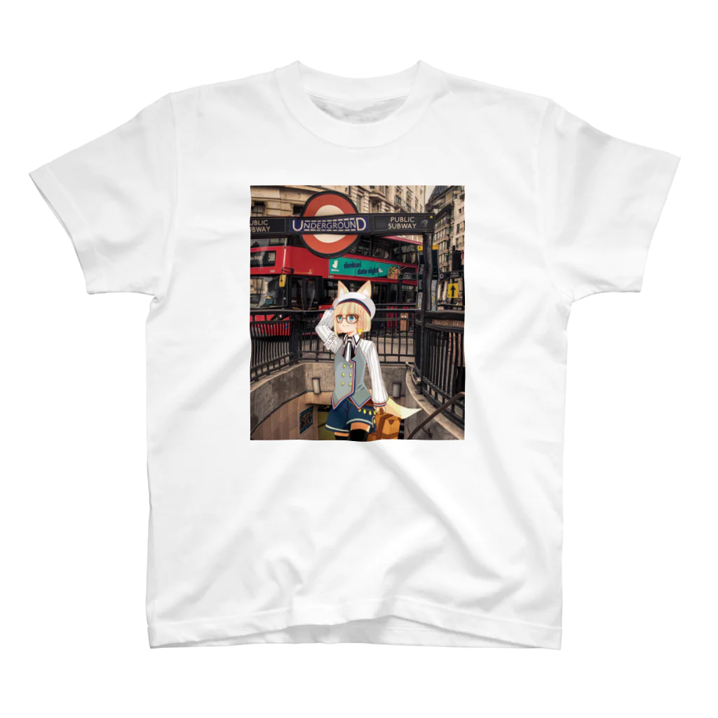 ♛ Tokikaze ♛のExploring London with Tokikaze 2 (Color) スタンダードTシャツ