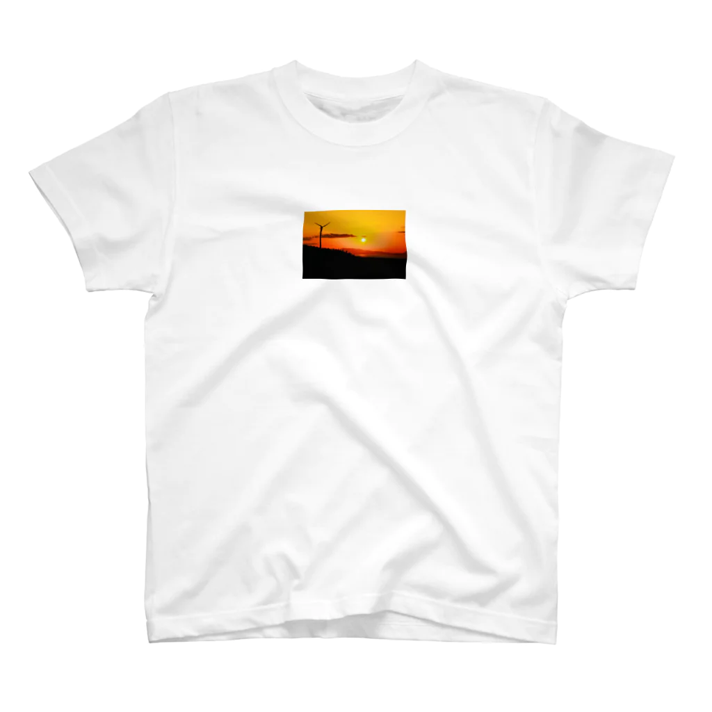 ノリちゃん公式夕陽グッズのノリちゃん撮影夕陽スマホケース Regular Fit T-Shirt