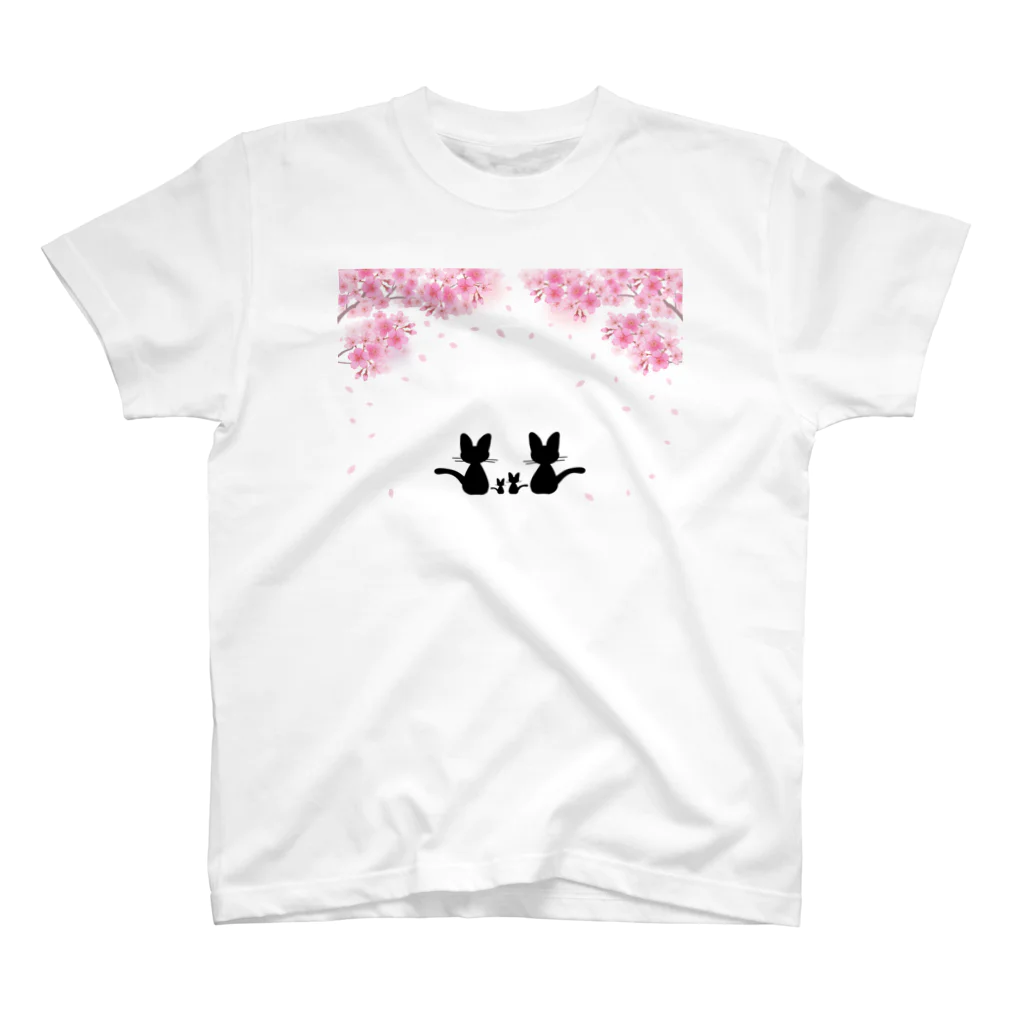 屋根裏部屋の桜と黒ねこ親子 スタンダードTシャツ