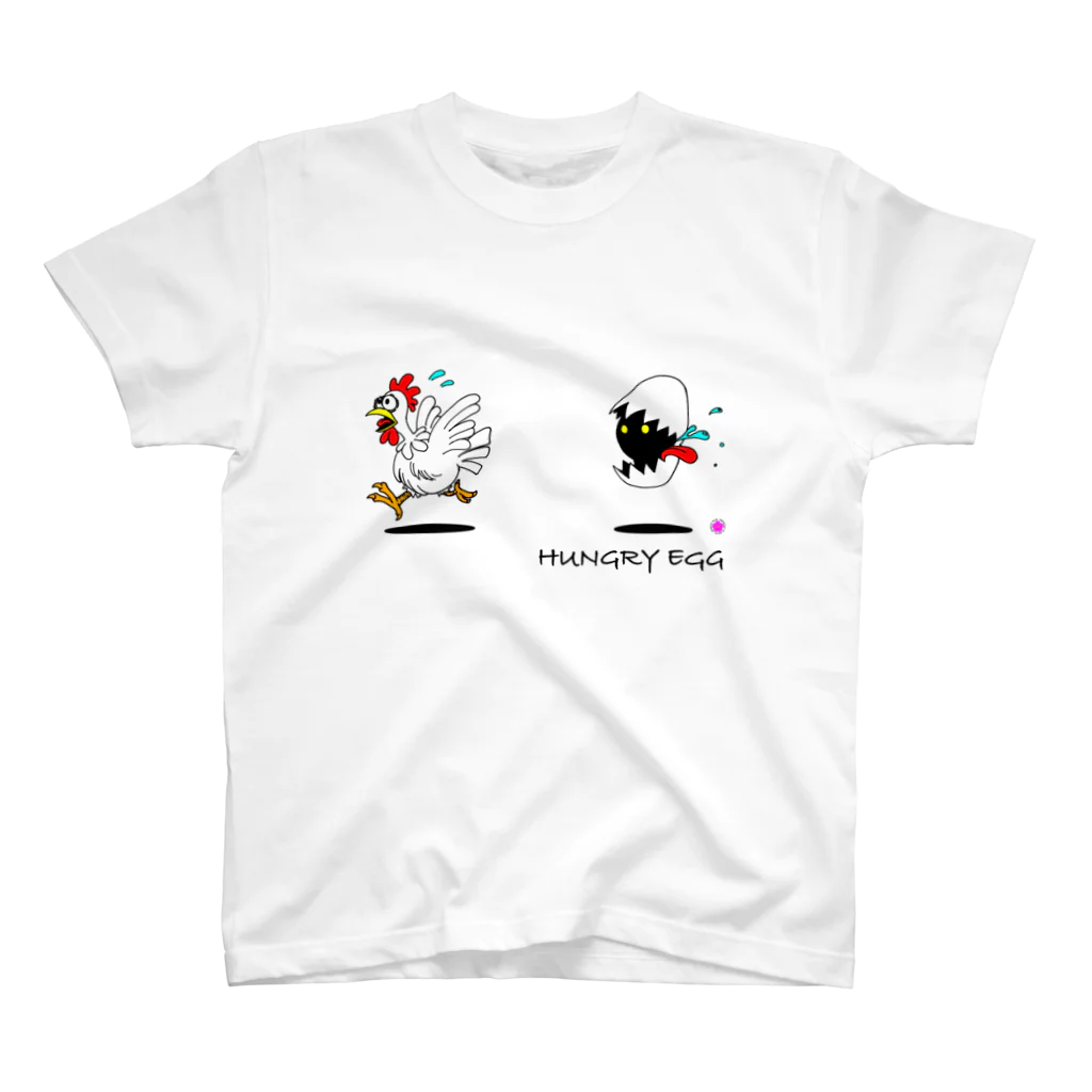 PLUM  VILLAGEの『Hungry egg』シリーズ・「逃げろ‼︎」 Regular Fit T-Shirt