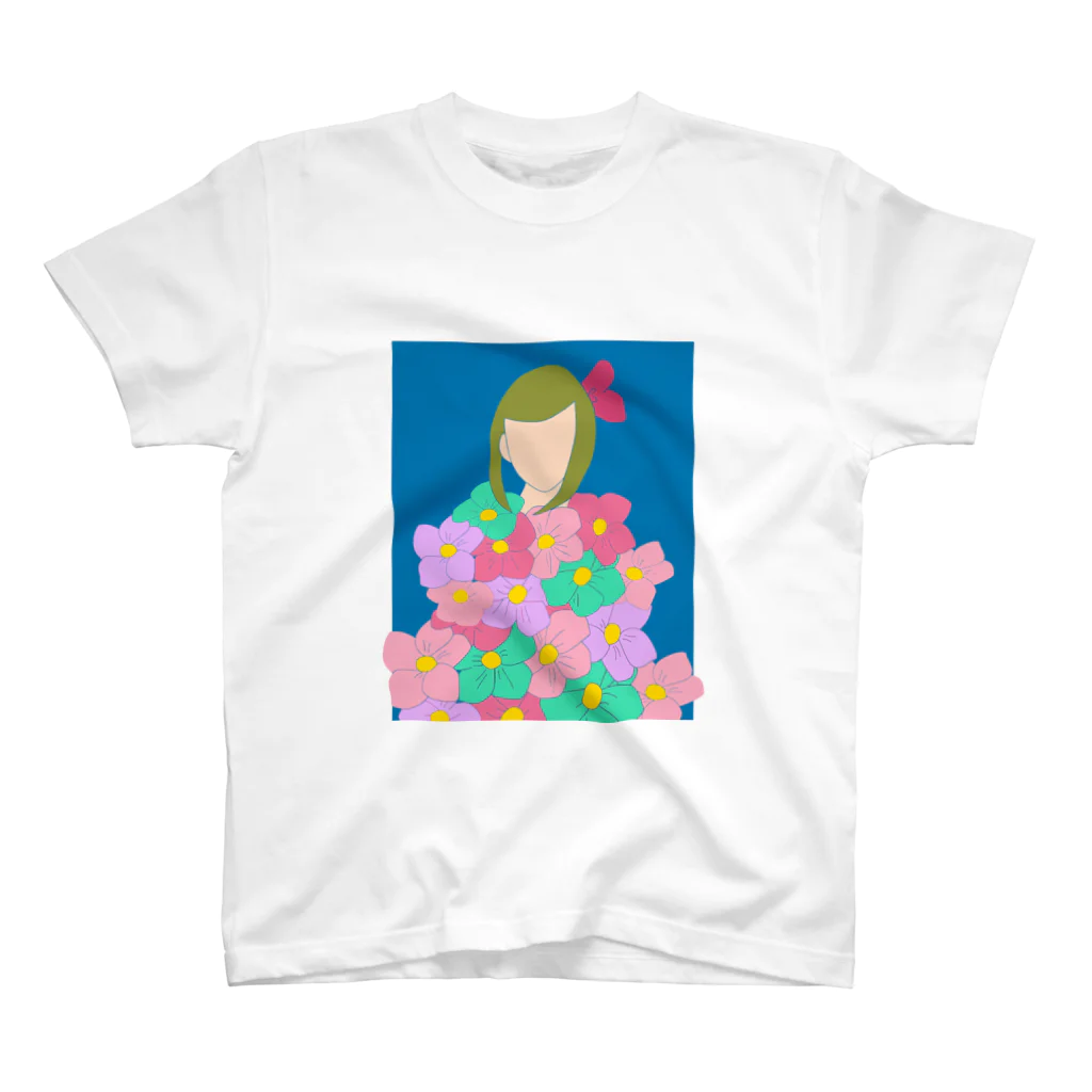 KAEDEsanの花ドレスを着た少女 Regular Fit T-Shirt