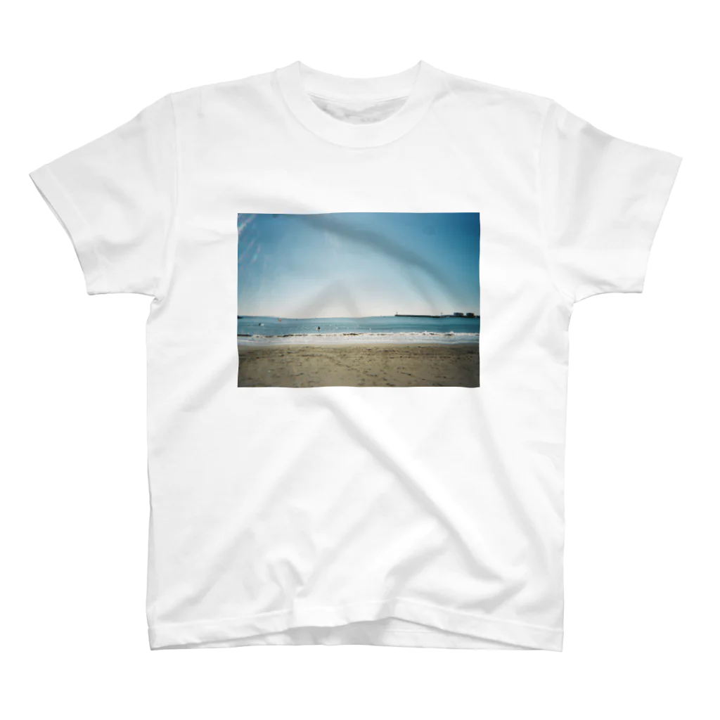 堕天使ストアの海 Regular Fit T-Shirt