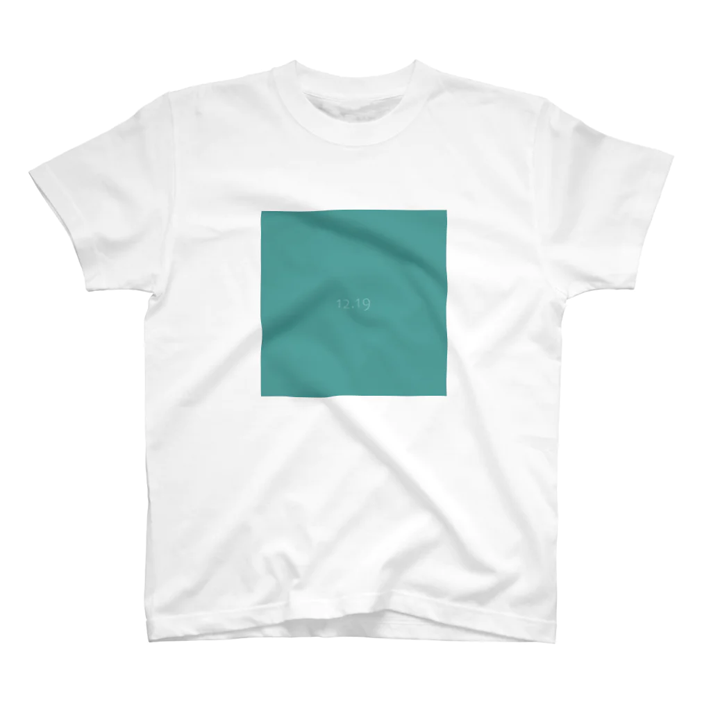 「Birth Day Colors」バースデーカラーの専門店の12月19日の誕生色「ラグーン」 Regular Fit T-Shirt