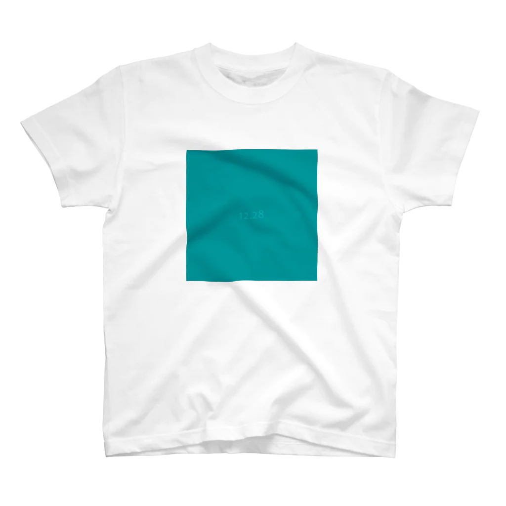 「Birth Day Colors」バースデーカラーの専門店の12月28日の誕生色「ビリジアン・グリーン」 Regular Fit T-Shirt