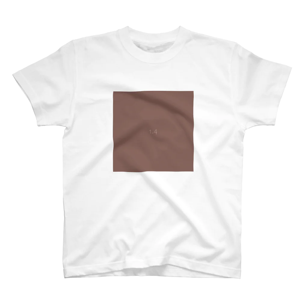 「Birth Day Colors」バースデーカラーの専門店の1月4日の誕生色「コニャック」 Regular Fit T-Shirt