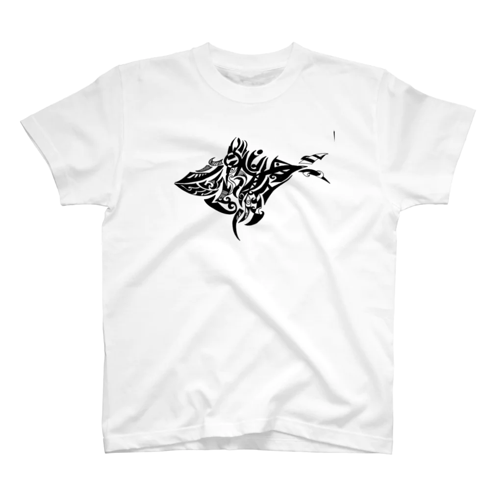 KARASU_HAGANE SHOPの神秘的なクジラ Regular Fit T-Shirt