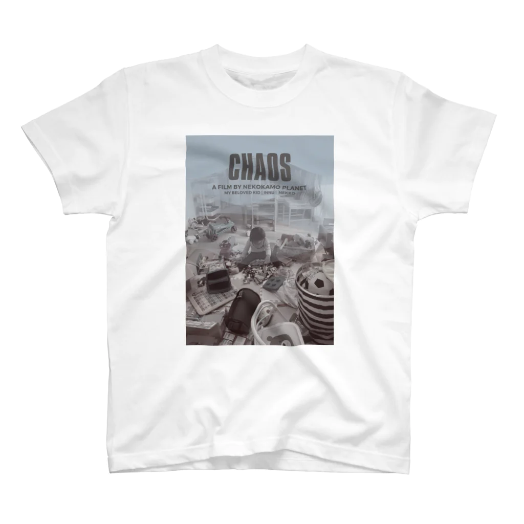 ネコカモプラネットのchaos（白） Regular Fit T-Shirt