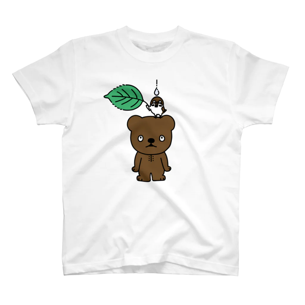 イラスト MONYAAT のこぐまとスズメと雨のしずく スタンダードTシャツ