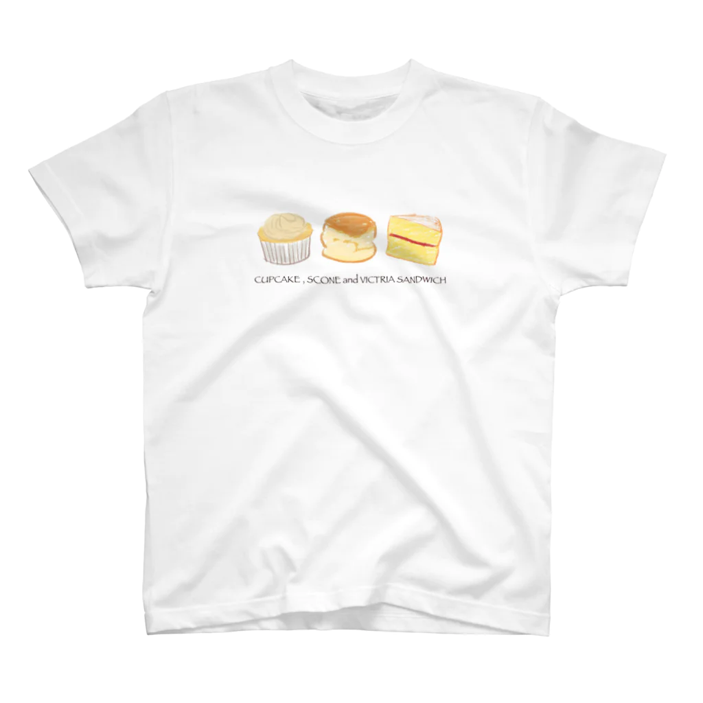 ゆきの絵です。のカップケーキ　スコーン　ビクトリアサンドウィッチ Regular Fit T-Shirt