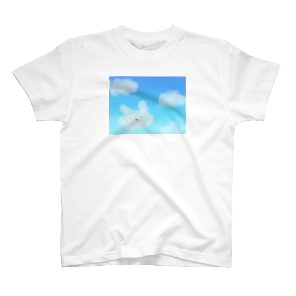 akiの青空とうさぎ雲 スタンダードTシャツ