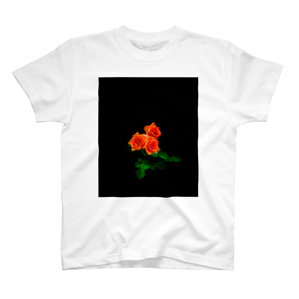 flower_design_hiroの元気と健やかさを与えてくれるオレンジ色のバラグッズ スタンダードTシャツ