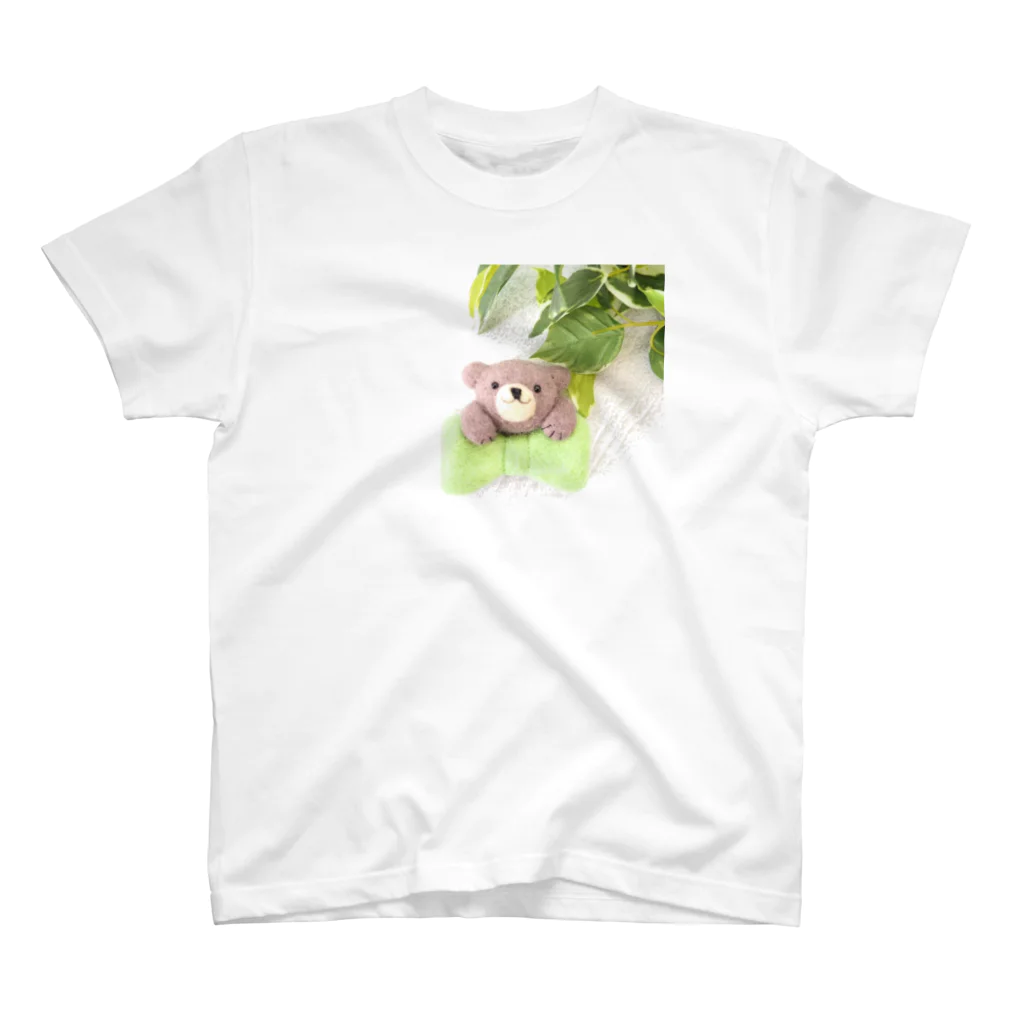 kumamia（くまみあ）のひょっこり！リボン（黄緑） スタンダードTシャツ