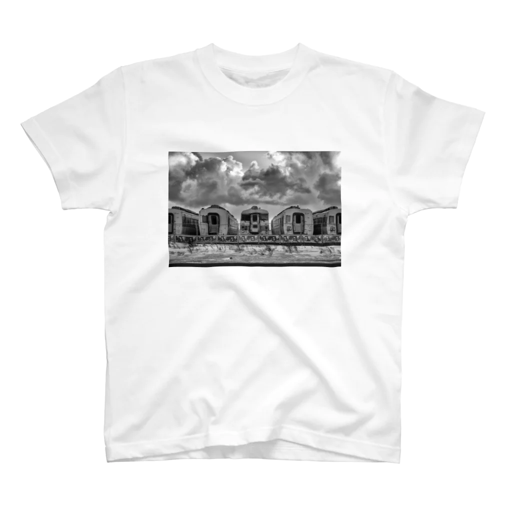 Second_Life_of_Railwaysの北海道でタイへの出国を待つキハ183系「白坊主」 スタンダードTシャツ