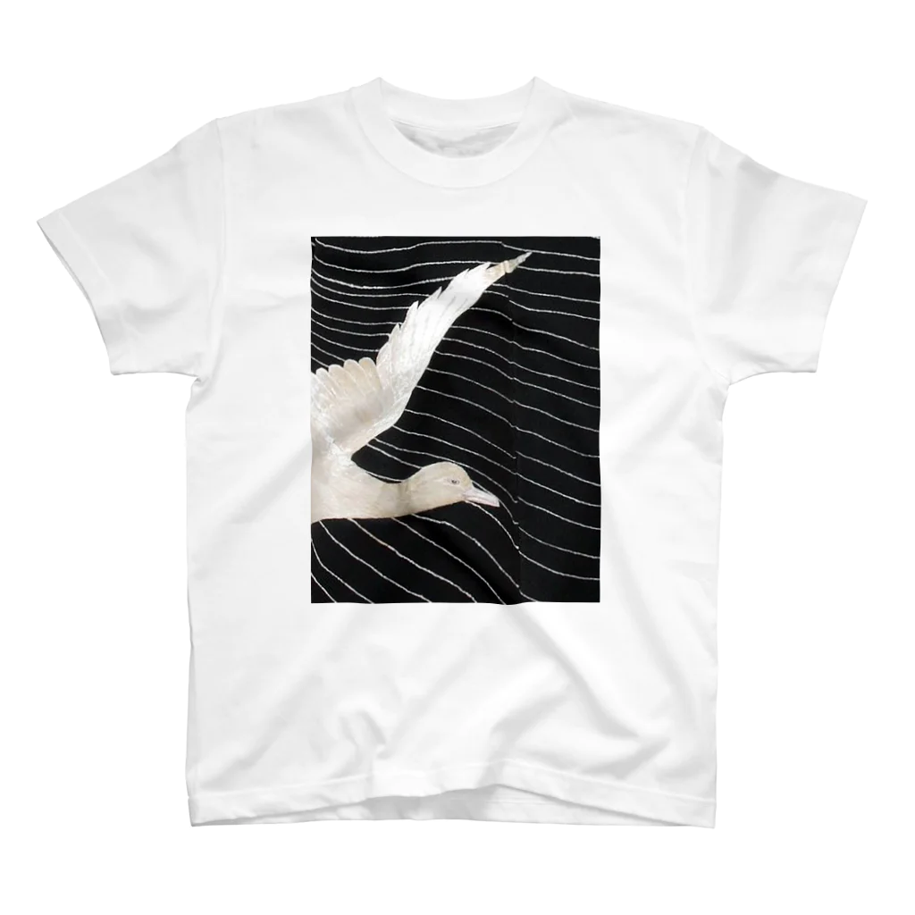 PALA's SHOP　cool、シュール、古風、和風、の黒と白　水鳥の柄 スタンダードTシャツ