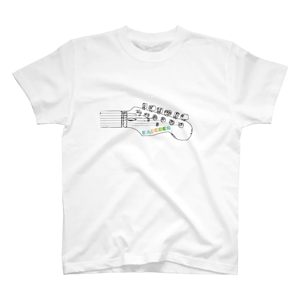EADGBERのペールカラー　ビッグロゴ Regular Fit T-Shirt